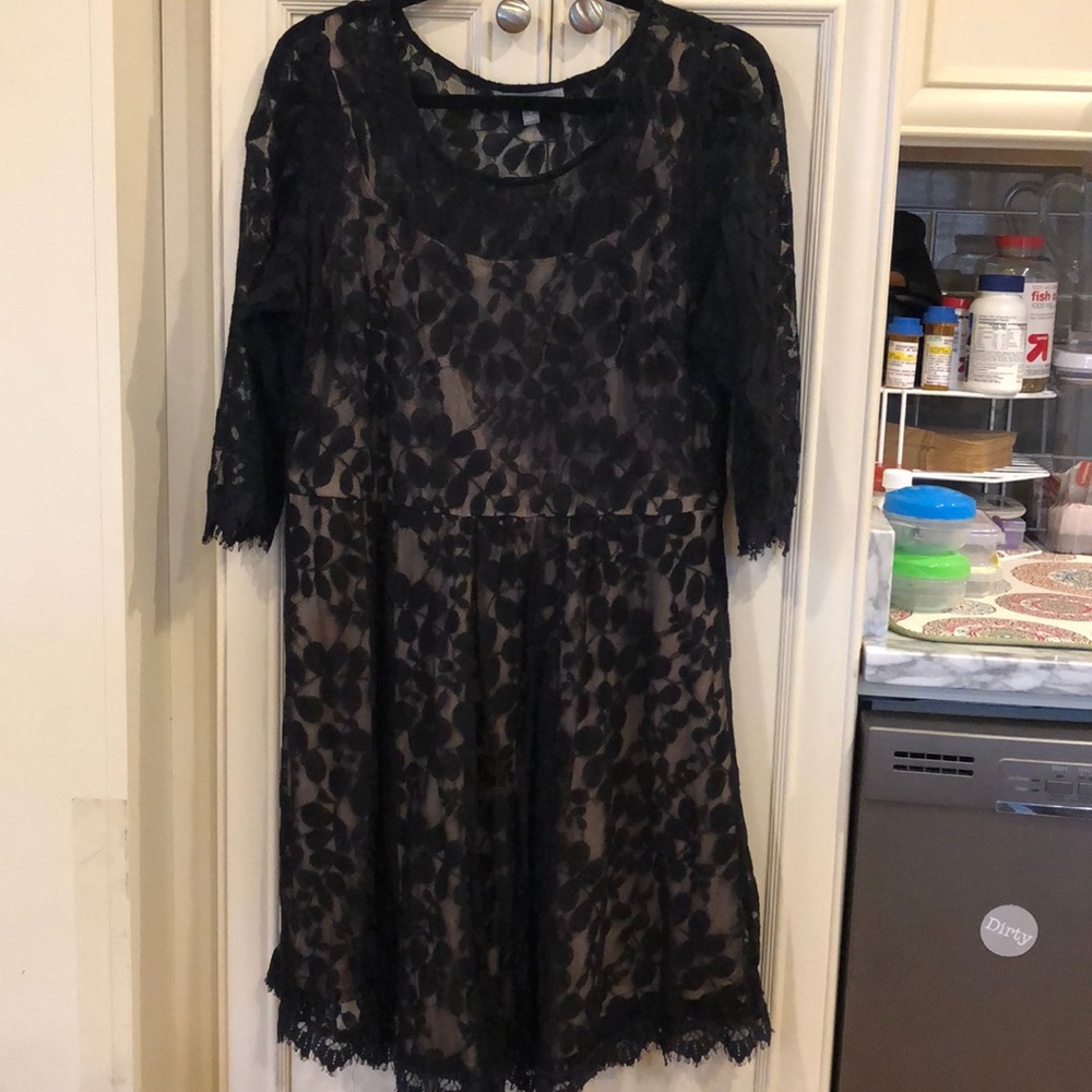 Black lace dress